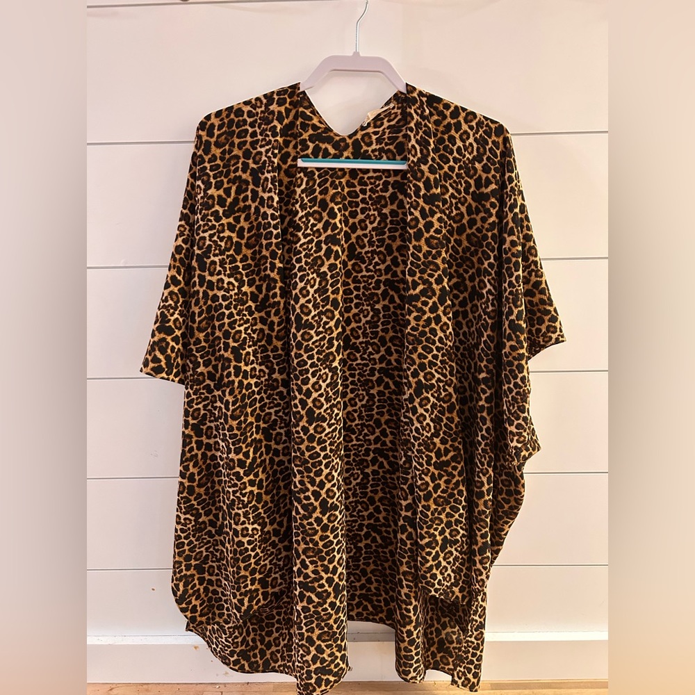 Leopard Print Swimsuit Coverup Kimono Size M/L